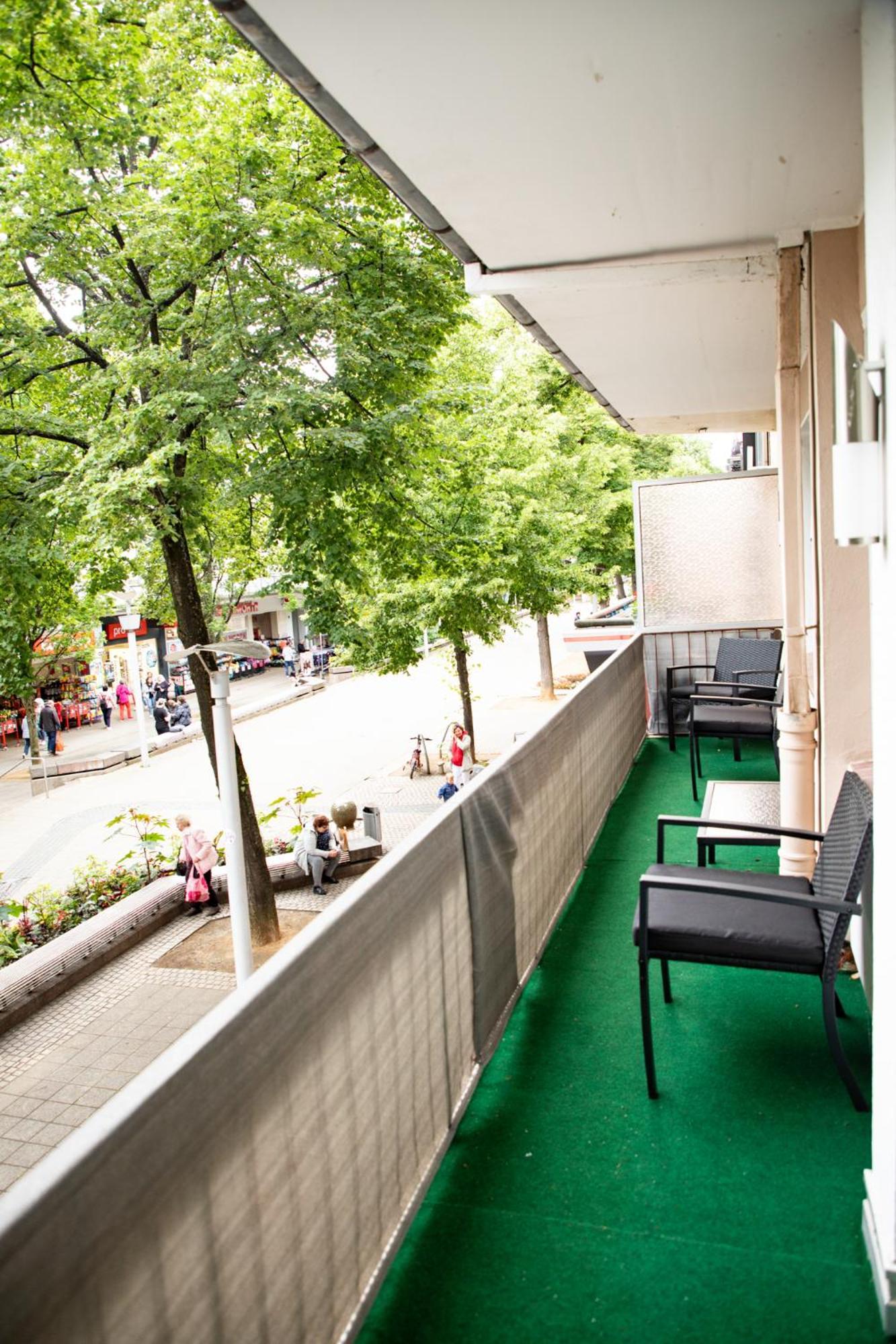 Me Living Bad Pyrmont Innenstadt 10 Meter Balkon Exteriör bild